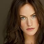 Kelly Overton