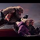 Kurt Russell, Darby Camp, and Judah Lewis in The Christmas Chronicles (2018)