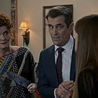 Sofía Vergara, Ty Burrell, and Rebecca Wisocky in Modern Family (2009)