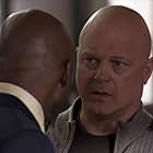 Michael Chiklis in No Ordinary Family (2010)