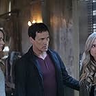 Amy Acker, Stephen Moyer, and Natalie Alyn Lind in The Gifted (2017)