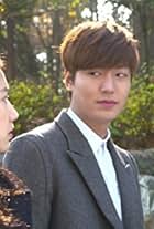 Park Shin-hye and Lee Min-ho in Heirs (2013)