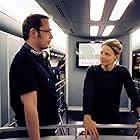 Jodie Foster and Robert Schwentke in Flightplan (2005)