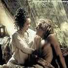 Jocelyn (Shannyn Sossamon) surprises her brave but battered knight (Heath Ledger) with a secret rendez-vous