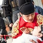 Yeo Jin-goo in The Crowned Clown (2019)