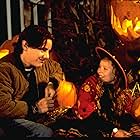 Thora Birch and Omri Katz in Hocus Pocus (1993)