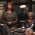 Morgan Freeman and Melissa Leo in London Has Fallen (2016)