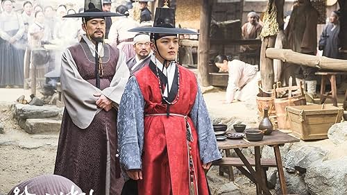 Yeo Jin-goo in The Crowned Clown (2019)