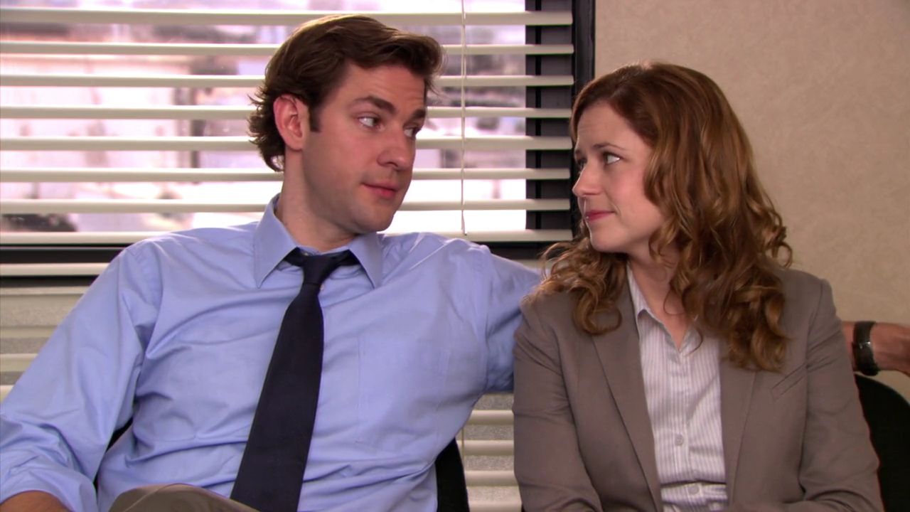 Jenna Fischer and John Krasinski in The Office (2005)