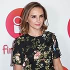 Rachael Leigh Cook