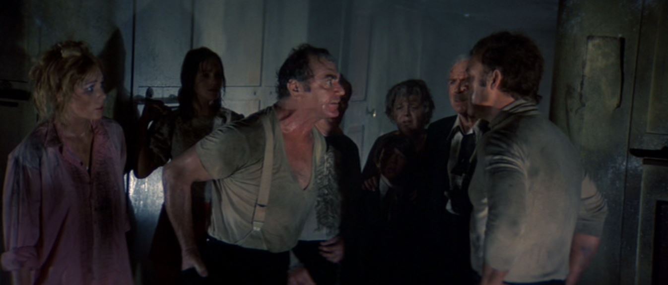 Ernest Borgnine, Gene Hackman, Stella Stevens, Shelley Winters, Jack Albertson, and Pamela Sue Martin in The Poseidon Adventure (1972)