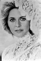 Lindsay Wagner in The Two Worlds of Jennie Logan (1979)