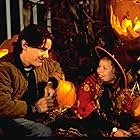 Thora Birch and Omri Katz in Hocus Pocus (1993)