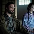 Cosmo Jarvis and Moeka Hoshi in Shōgun (2024)