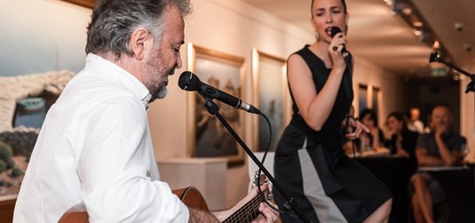 FOTOGALERIJA - koncert splitskog  jazz dua Sara i Jappa u Sveučilišnoj galeriji