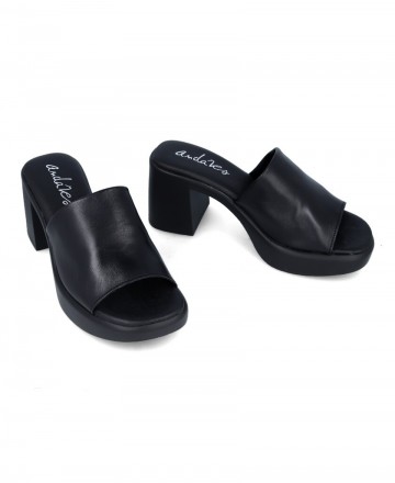 sandalias negras