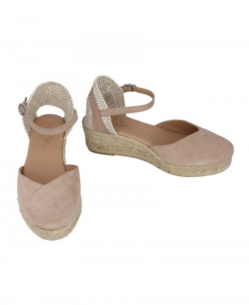 Espardena o yute para mujer en color beige Caracteristicas con hebilla cuna 4cm plataforma 2 cm zapato de estilo casual suela d