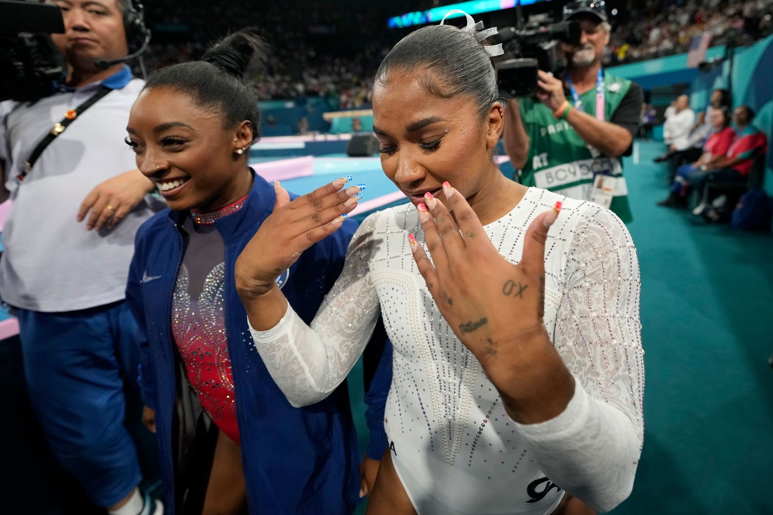 Chiles reacts after winning the bronze medal in the floor exercise. Chiles was initially in fourth, behind Romania's Ana Bărbosu, but <a href="https://www.cnn.com/sport/live-news/paris-olympics-news-2024-08-05#h_23d9836a99aa0714caefc8a9eba9b97f"