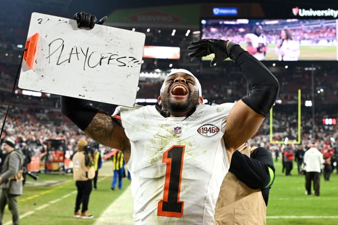 Cleveland Browns safety Juan Thornhill celebrates after beating the New York Jets on Thursday, December 28. The Browns defeated the Jets 37-20, <a href="https://www.cnn.com/2023/12/29/sport/joe-flacco-elijah-moore-browns-playoffs-spt-intl/index.html" target="_blank"