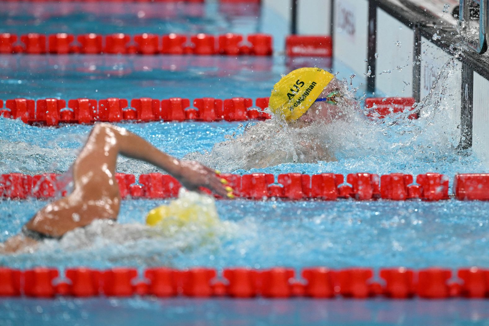 Mollie O'Callaghan beats fellow Australian Ariarne Titmus to the wall <a href="https://www.cnn.com/sport/live-news/paris-olympics-news-2024-07-29#h_0aaaff0ff5b036add4d10a8d8b387ce5"