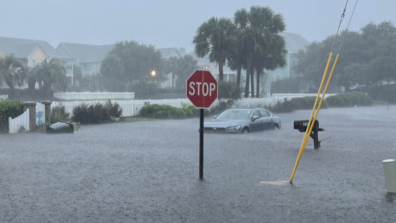 Flooding in North Carolina swamps cars and roads near the Waterfront Villas and Marina in Carolina Beach, North Carolina, on Monday, September 16.