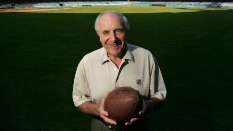 Detroit Lions Hall of Fame linebacker Joe Schmidt poses for a portrait in 2007.