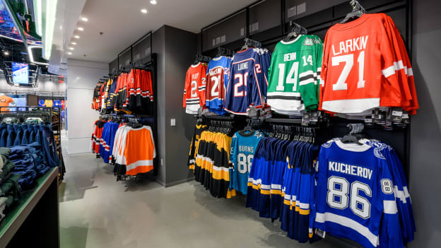 NHL, Fanatics open new flagship store in New York City