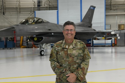 Minnesota Air Guardsman Closing Out 42-year Career
