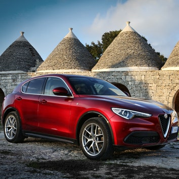 Alfa Romeo Stelvio: el SUV de sensaciones deportivas y elegancia italiana con tecnología Premium