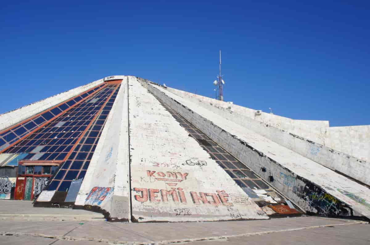 Pyramiden i Tirana