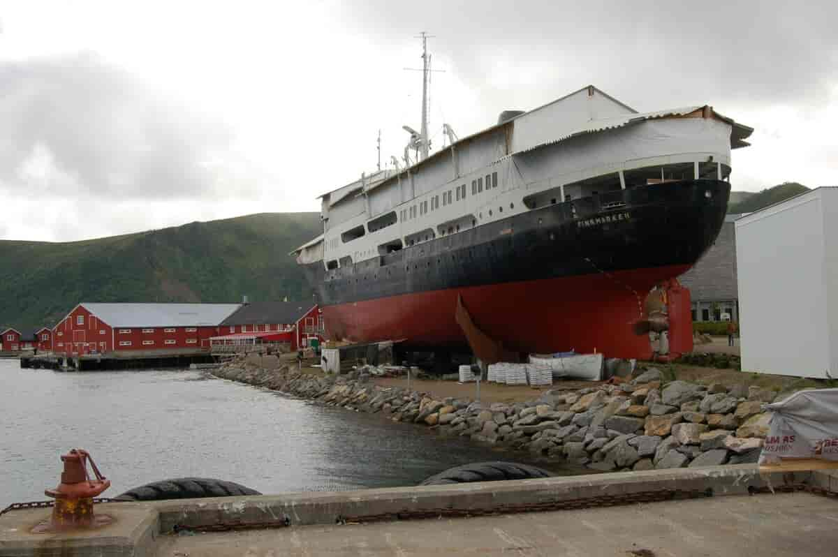 M/S Finnmarken på land ved Hurtigrutemuseet