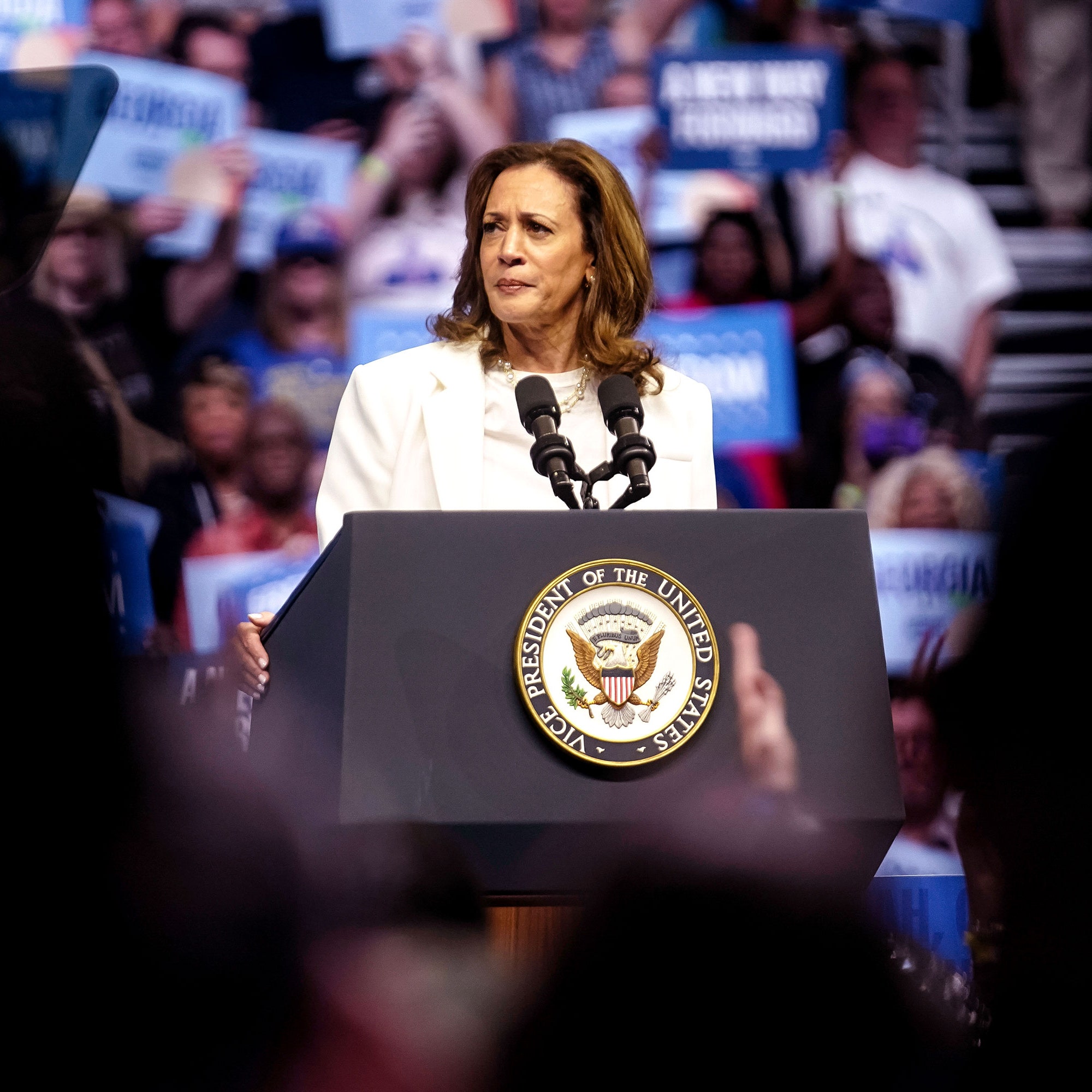 How Kamala Harris Will Maneuver the Trump Debate Minefield