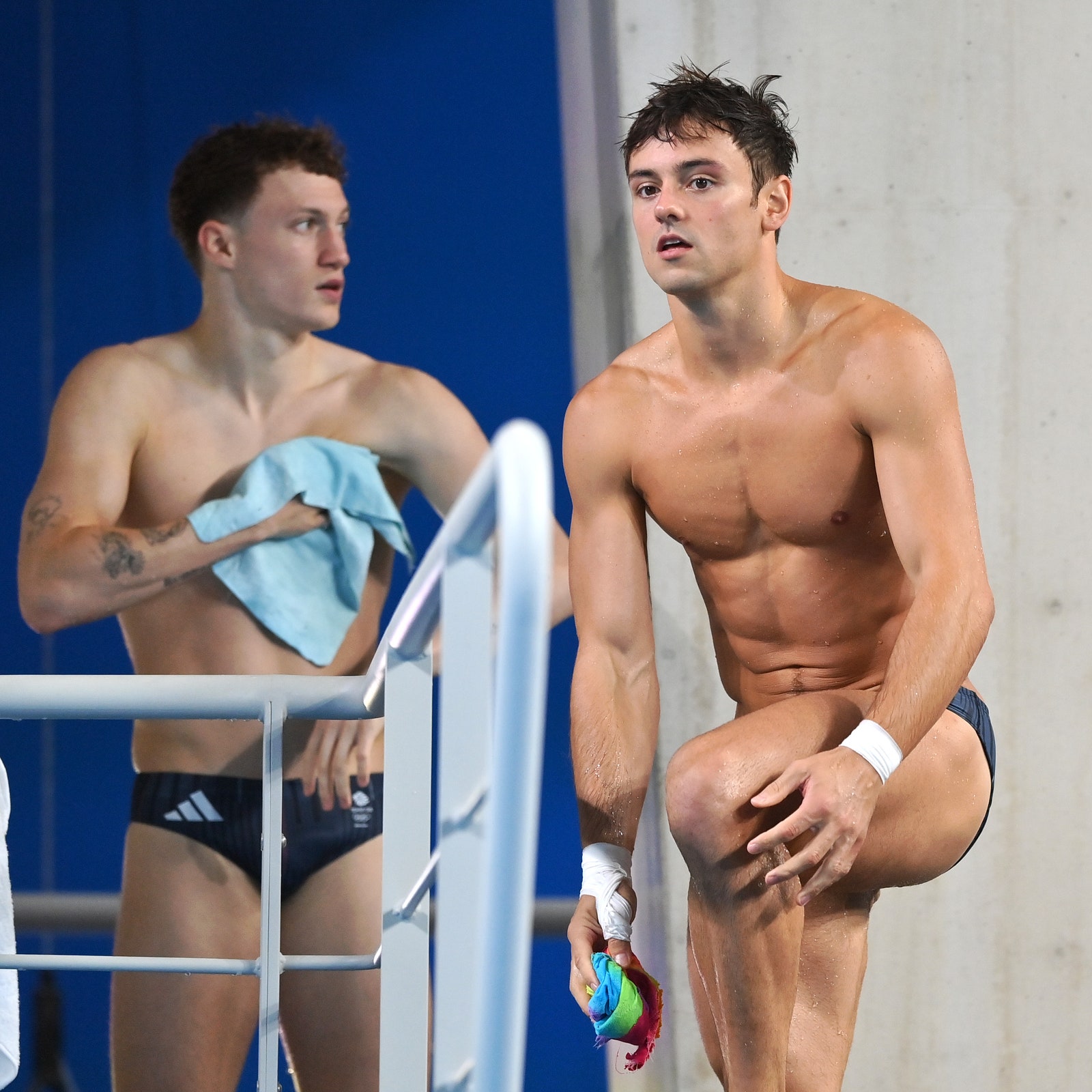 Tom Daley, le plongeur médaillé aux Jeux Olympiques de Paris 2024 est aussi un as du tricot