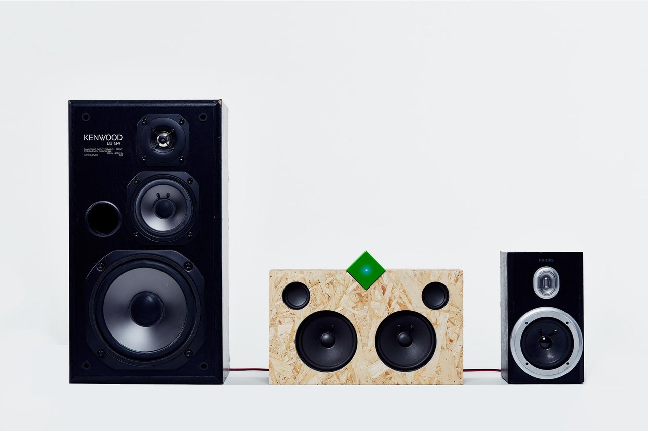 This Tiny Gadget Turns Any Old Speakers Into a Stereo System