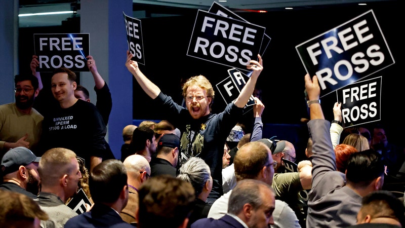 Silk Road Creator Ross Ulbricht Is Waiting for Trump to Keep His Word&-and Set Him Free