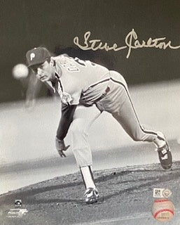 Steve Carlton Autographed 8x10 - Vertical