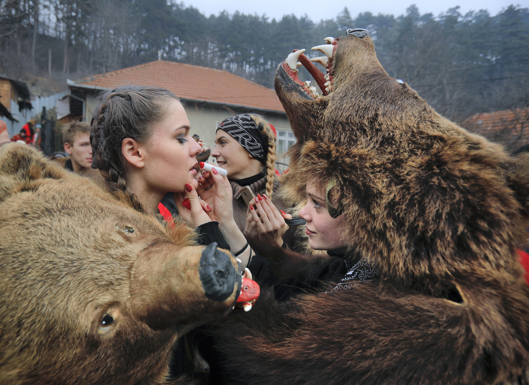 Romania Bear Dance Photo Gallery