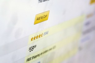 A customer rating for a product for sale on Amazon.com is displayed on a computer screen.