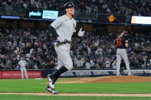 Aaron Judge walks in the sixth inning during the Yankees' 2-1 loss to the Orioles.