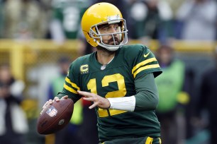 Can Aaron Rodgers and the Packers revive their offense against the lowly Commanders?