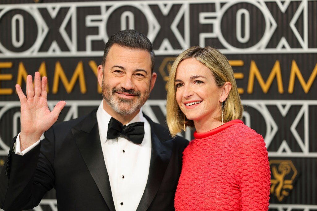  The Academy of Motion Picture Arts and Sciences announced that Kimmel and his wife Molly McNearney would be returning to the prestigious award show in November 2023. 