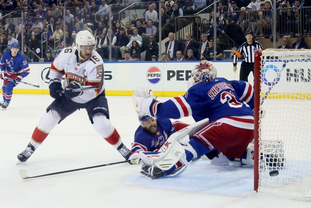 Igor Shesterkin will look to match zeroes with Sergei Bobrovsky.