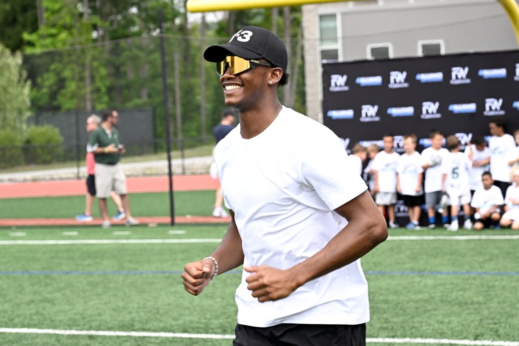 Garrett Wilson with campers at Delbarton School in Morristown, N.J. on July 12, 2024.