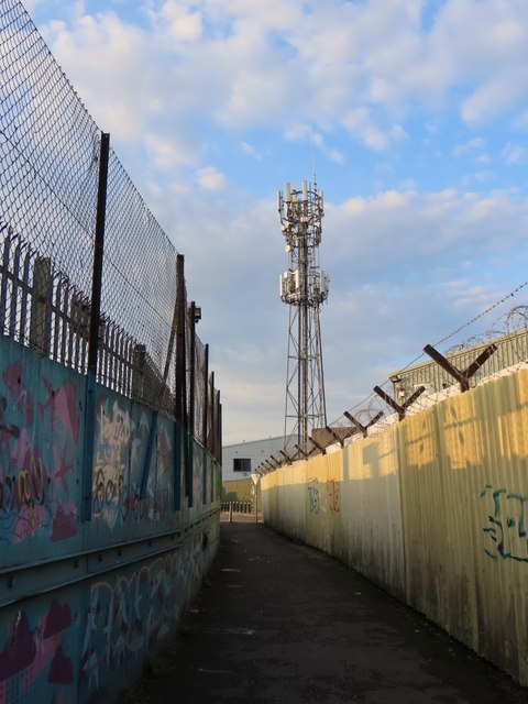 Footpath through Chalvey