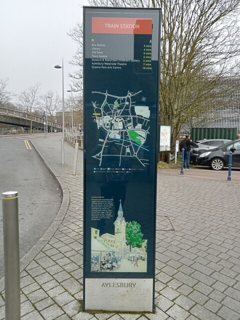 Information Post outside Aylesbury Railway Station (2)