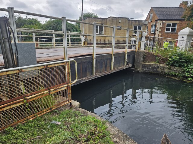 Bonds Mill Lift Bridge