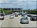 TQ1358 : Anticlockwise M25 near Stoke D'Abernon by David Dixon