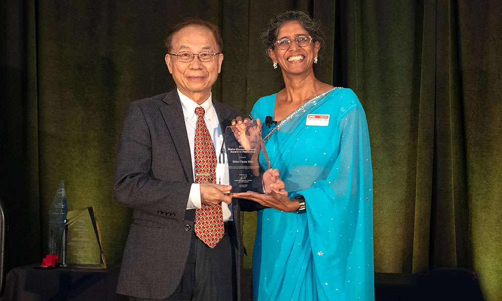 Award recipient and SPIE President