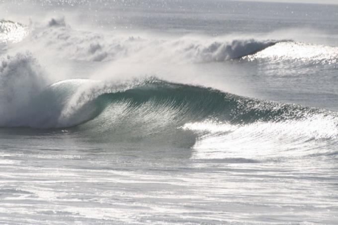 clean atlantic waves