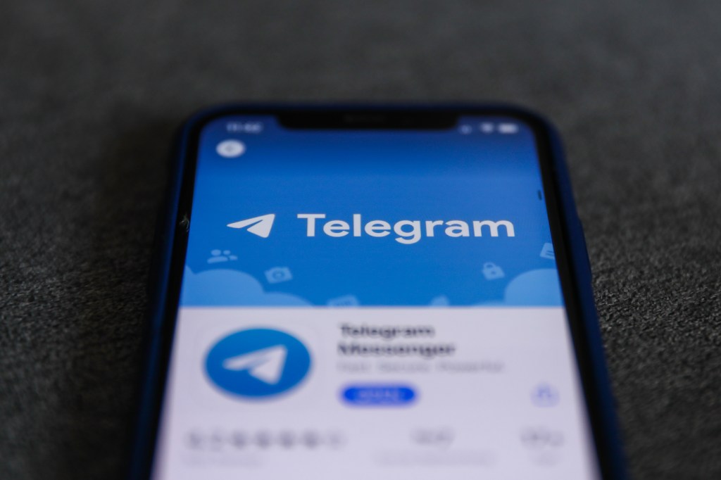 Telegram’s userbase climbs to 950M, plans to launch app store